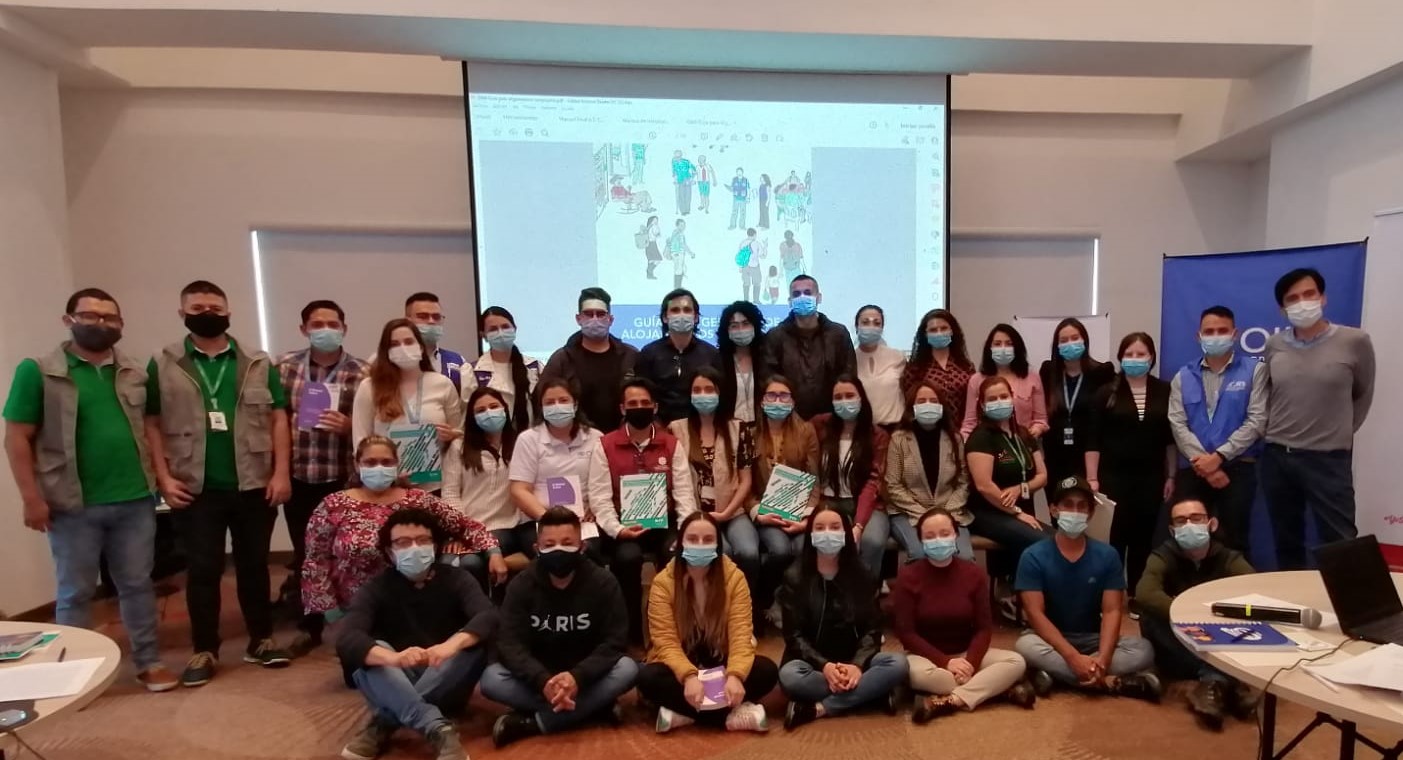 Taller: Esfera y los Alojamientos Temporales -Crisis Migratoria, Bogota, 13 Dec 2021